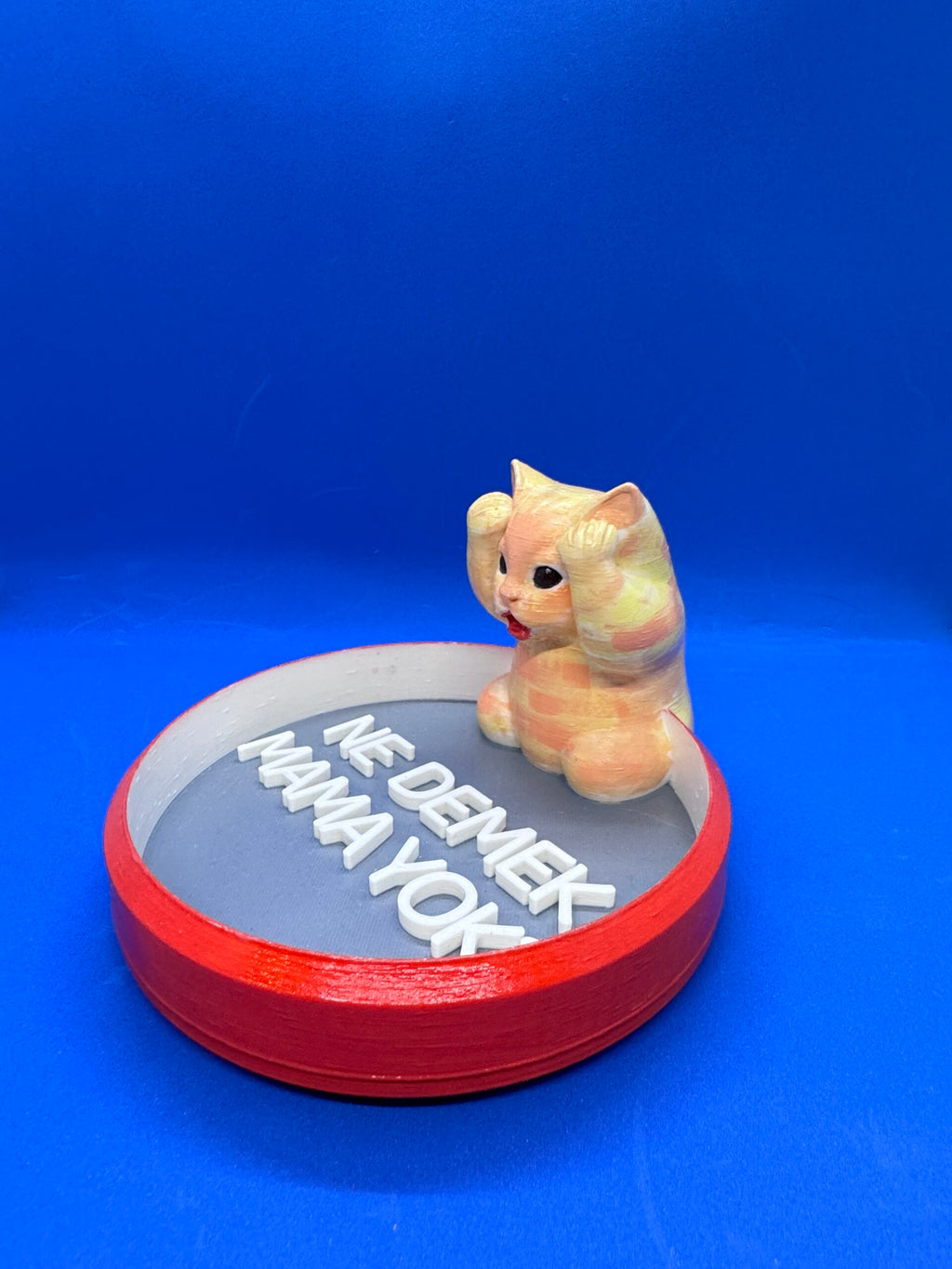 Mamania – Kedi Mama Kabı | Foria Design Replikler Serisi